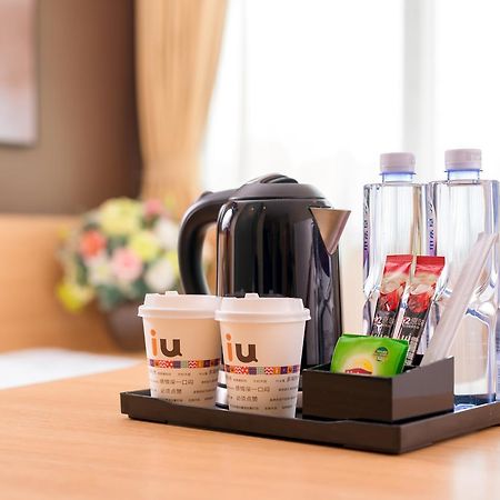 IU Hotel Zhanjiang Haibin Avenue Xinhaimingchen Bagian luar foto